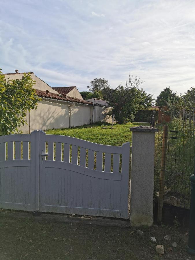 Comme A La Maison La Jonchere Εξωτερικό φωτογραφία